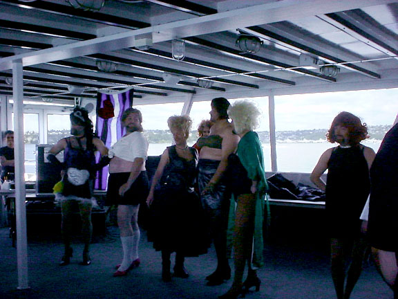 The VisQueens: ...Country Place...